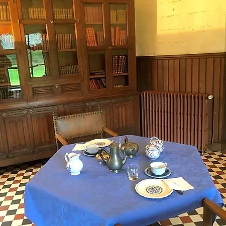 Chateau De B&B Villers-Châtel