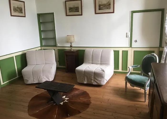 Chateau De Couette-café Villers-Châtel